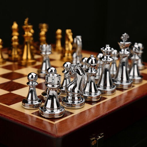 Retro Medieval Luxury Chess Game Set with Wooden Chessboard Family Chess Pieces