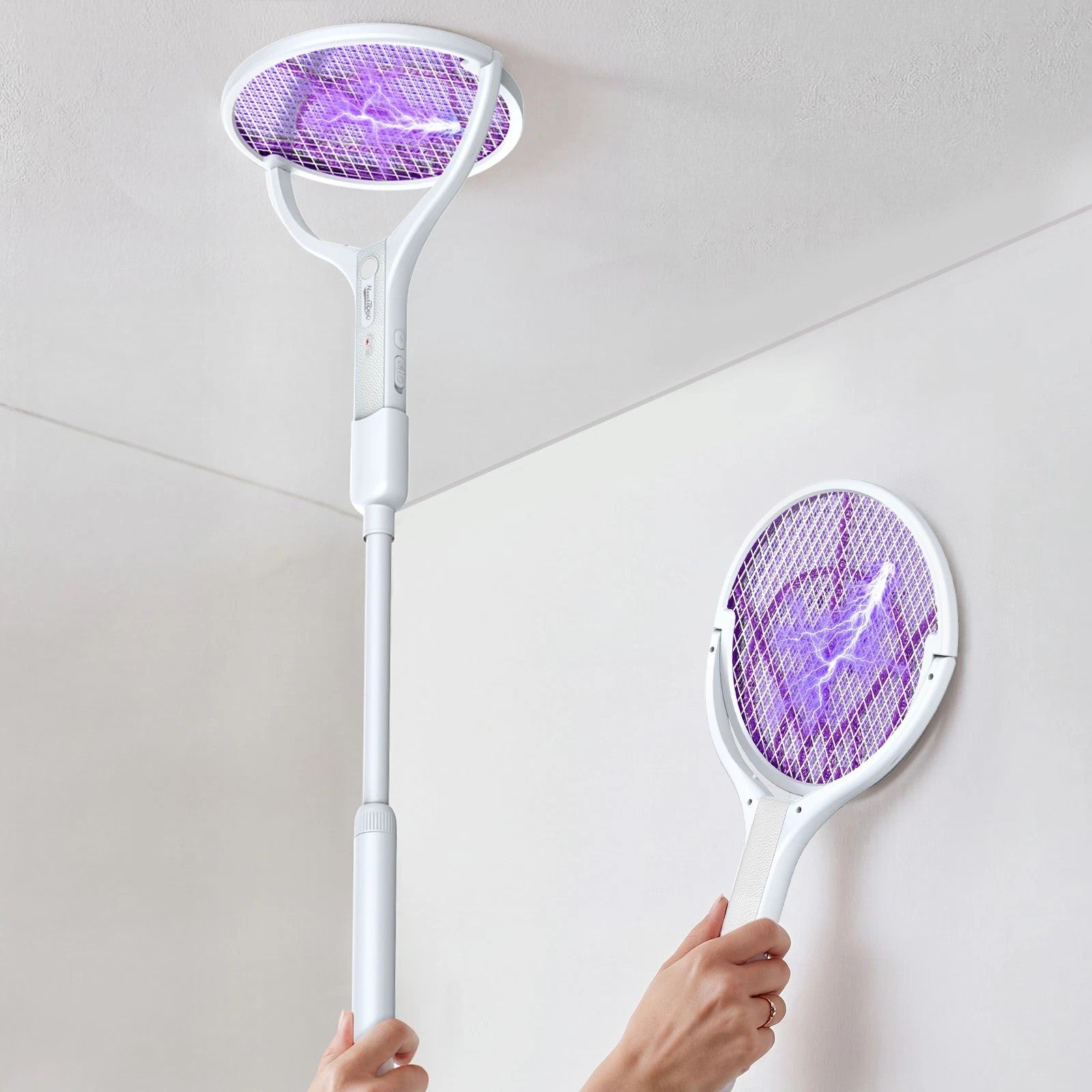 4000V Electric Fly Swatter Racket Rechargeable Bug Zapper Telescopic Extension
