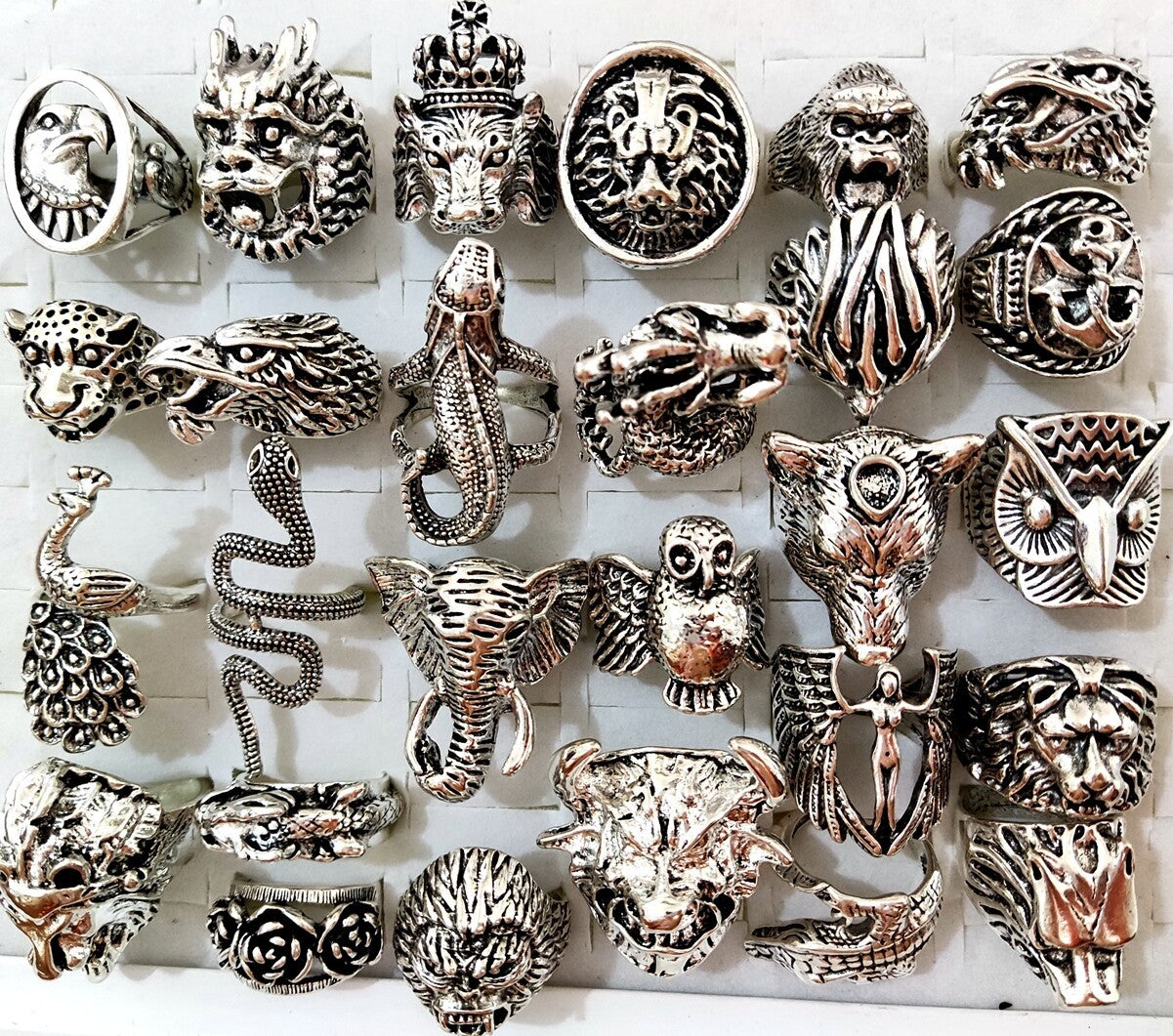 Wholesale Lot 25 Vintage Ferocious Animal Head Punk Rings Retro Jewelry For Men