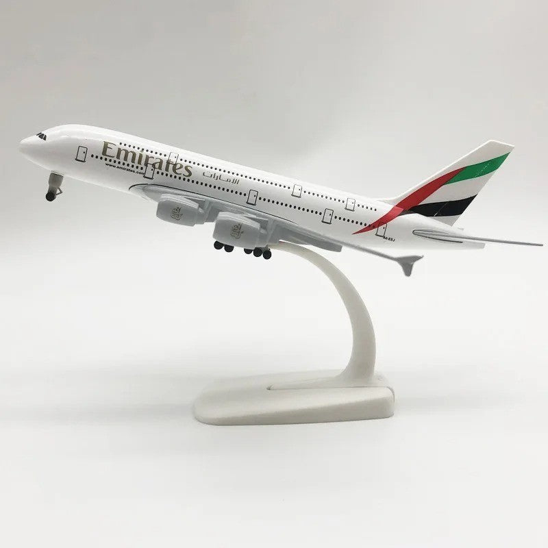 EMIRATES A380 20CM AIRBUS WHEELS METAL AIRCRAFT DIECAST PLANE MODEL GIFT 1:400
