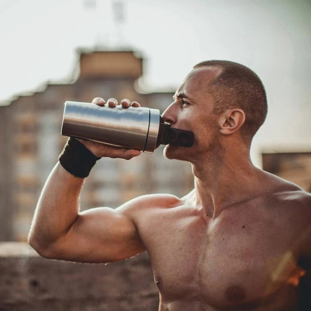 739ML Metal Protein Shaker Bottle Leakproof Sports Mixer Cup with Mixing Ball