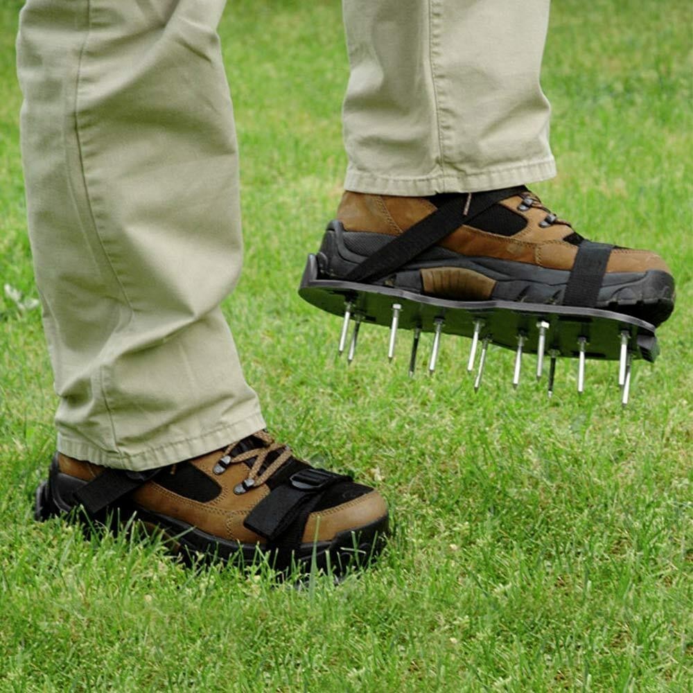 20mm Spiked Aeration Shoes Pair Nail Studded Soles Screed Flooring Tools