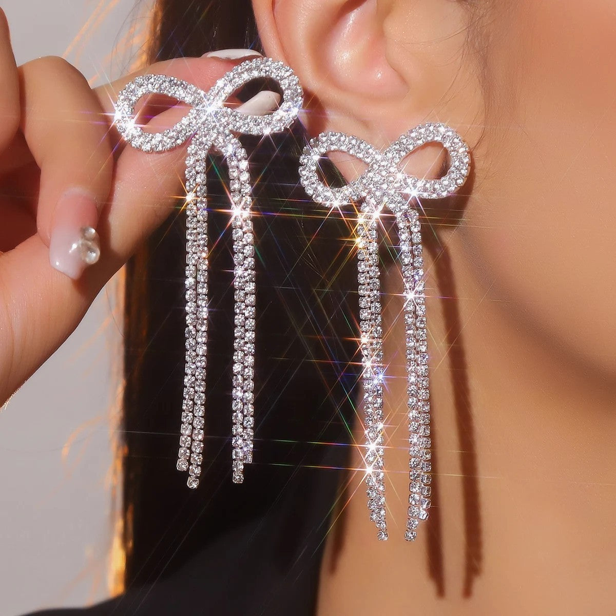 Luxury Rhinestone Crystal Triangle Earrings for Women Bridal Dangling Earrings