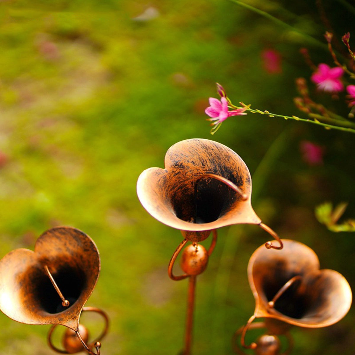 Flamed Copper Three Calla Lilies Garden Stake with Bells, Rain Catcher Flower UK
