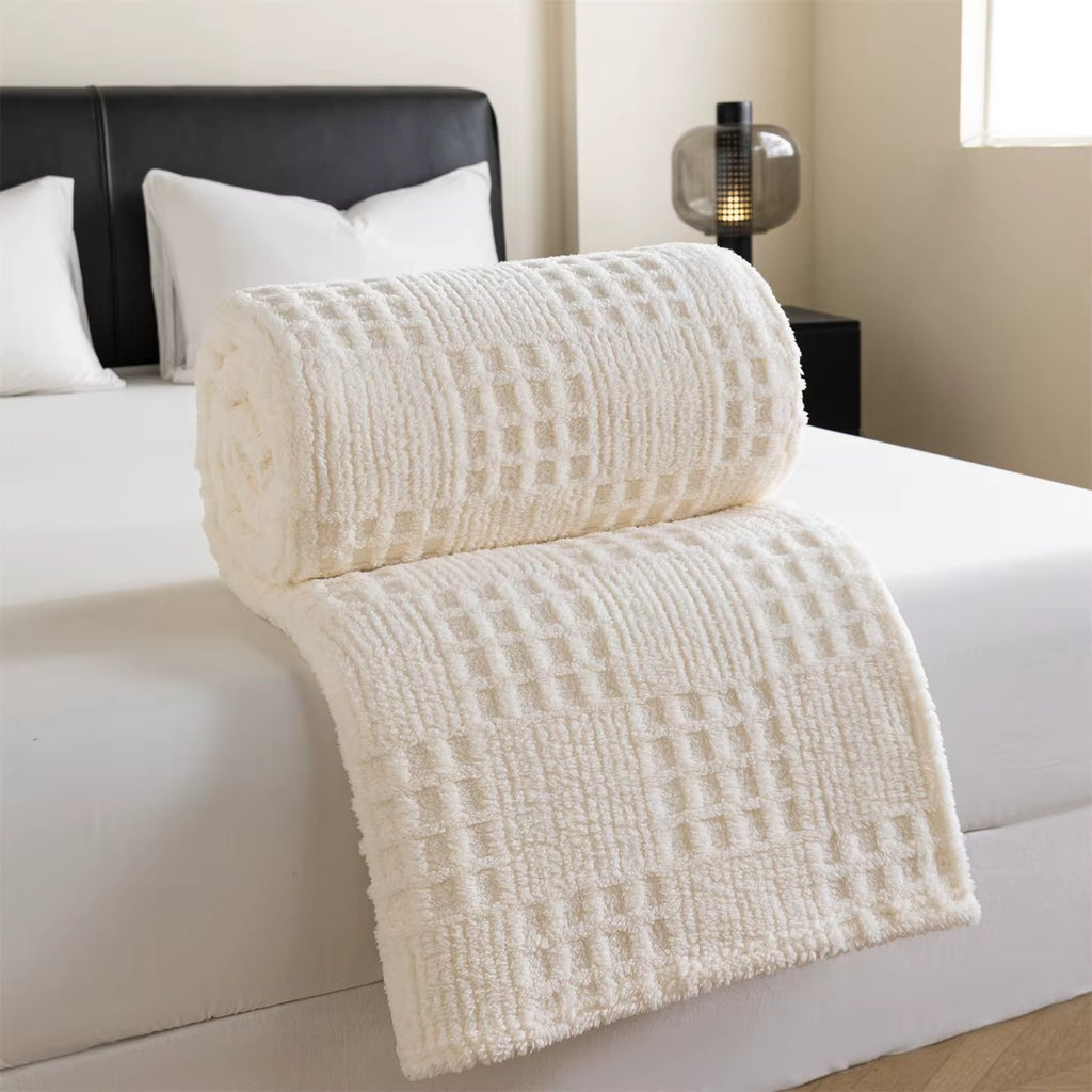 Waffle Knit Throw Blanket - Fluffy Lightweight Sofa / Bed