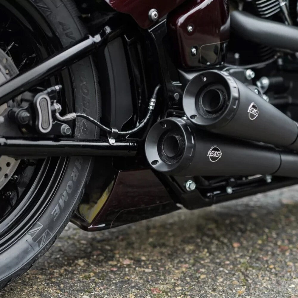 BLACK BACK FRAME CHIN SPOILER FOR SOFTAIL STREET BOB FXBB BREAKOUT FAT BOY BOB.*