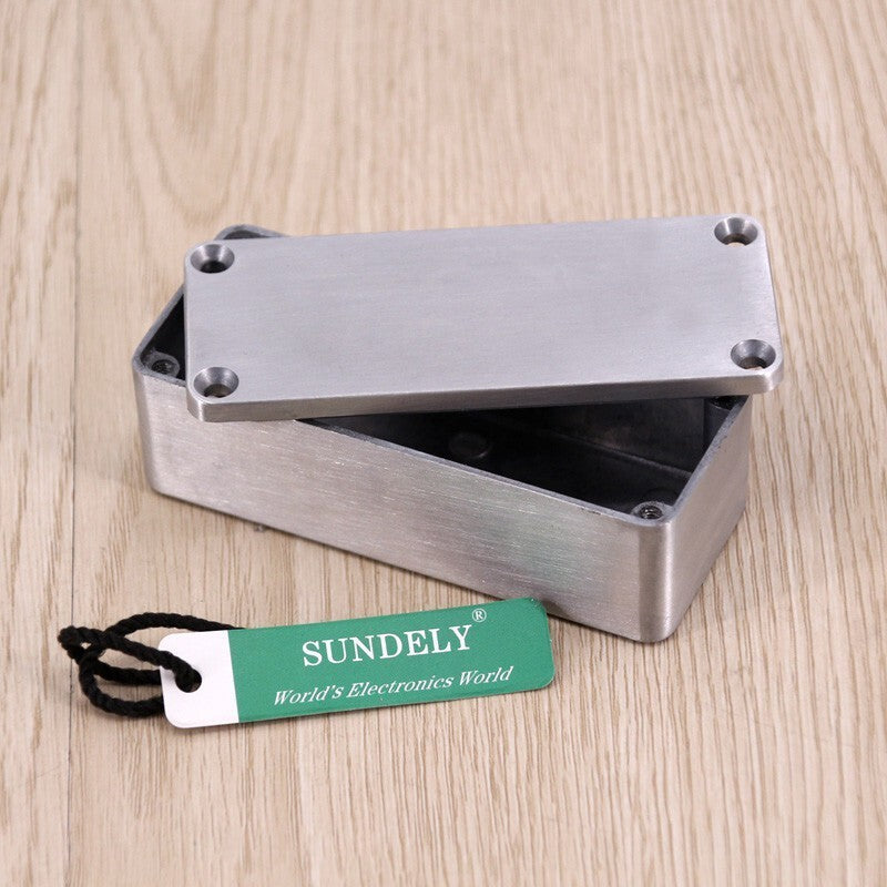 1590 Style Effects Pedal Aluminum Stomp Box Enclosure for Guitar + 4 Screws