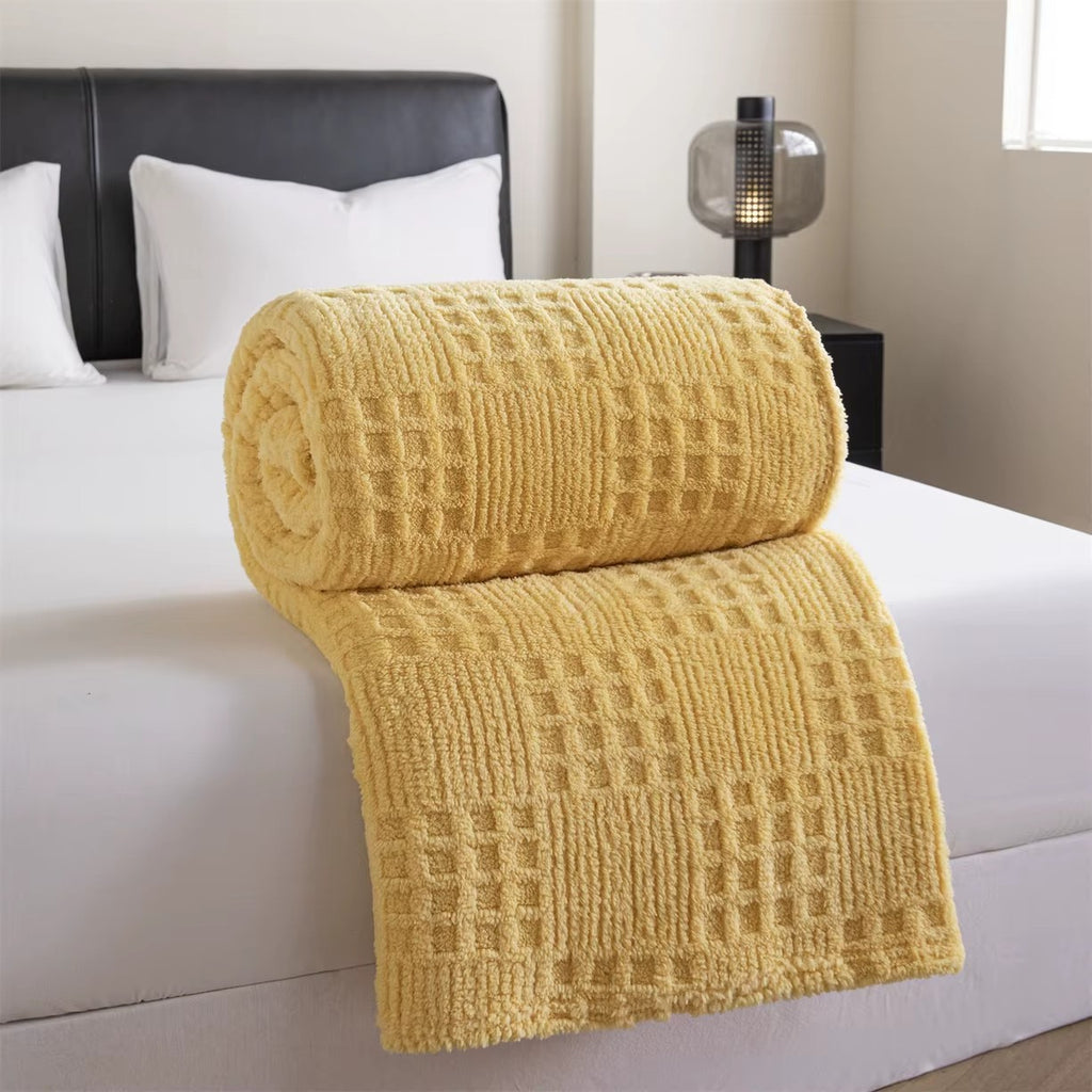 Waffle Knit Throw Blanket - Fluffy Lightweight Sofa / Bed