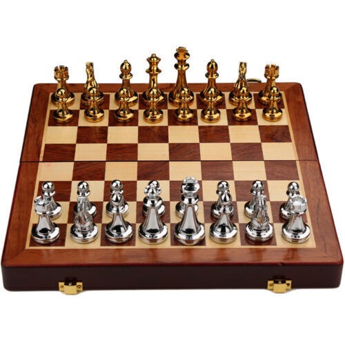 Retro Medieval Luxury Chess Game Set with Wooden Chessboard Family Chess Pieces