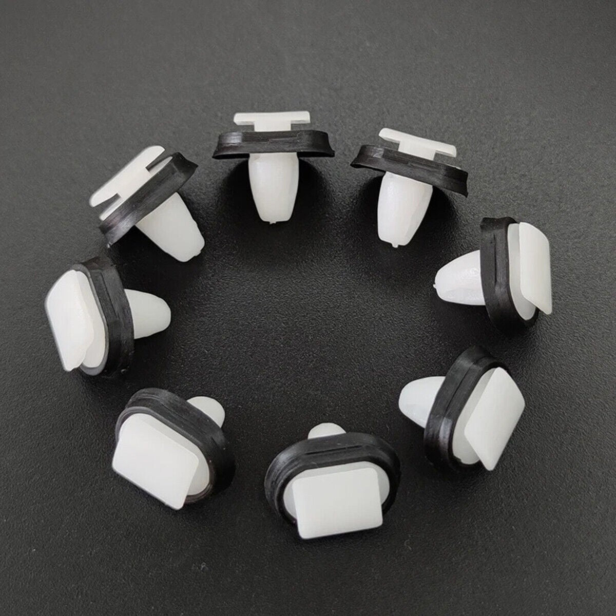 50x Side Door Moulding Panel Trim Clips Plastic For Citroen Relay Peugeot Boxer