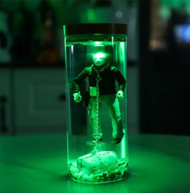 Jason Friday the 13th Hand Model Figurine – Horror Movie Desk Toy Decor Gift!