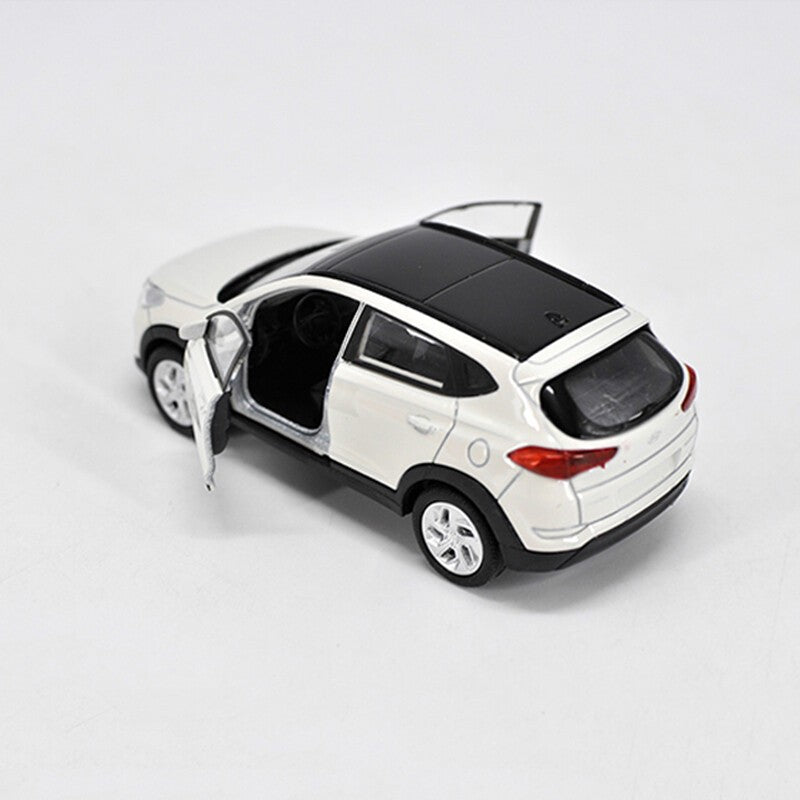 1:36 Hyundai Tucson SUV Model Car Diecast Toy Cars Boys Toys Kids Gifts White