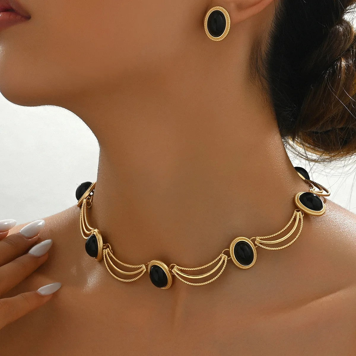 Vintage Inlaid Gemstone Earrings Necklace Sets Zinc Alloy Palace Style Fashion