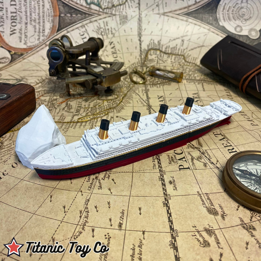 Split In Half Titanic Bath Boat And Pool Toy  Break In Half RMS Titanic Toys UK