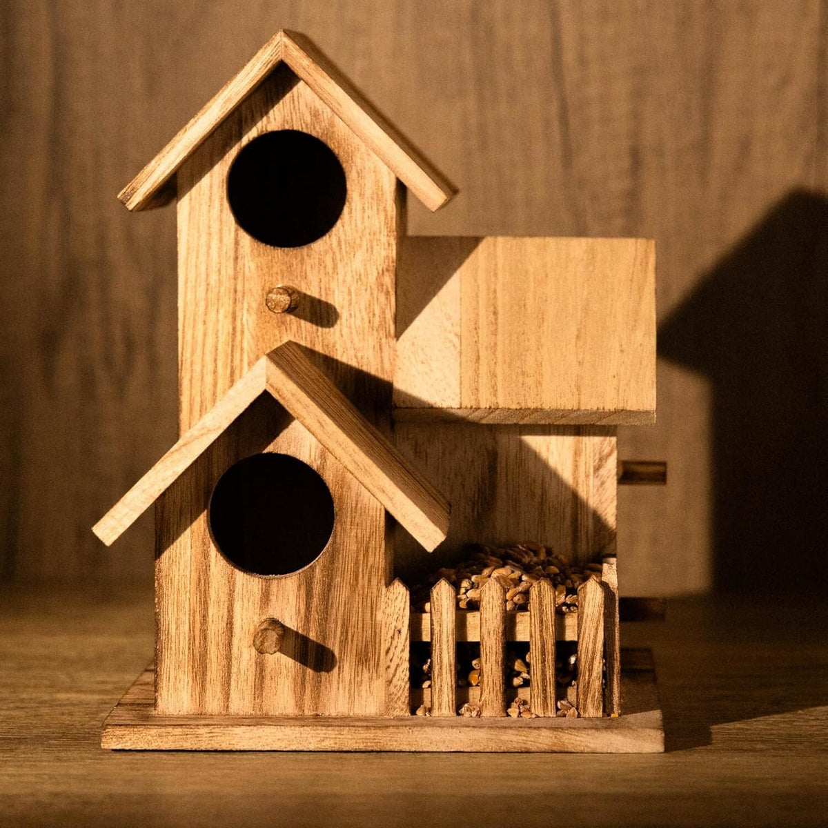 Wooden Garden Bird House Hanging Nesting Box Patio Decoration