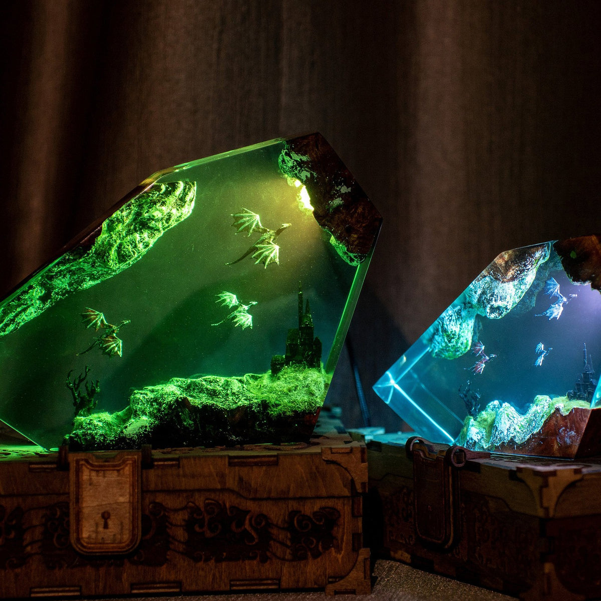 10 ′′ Ice and Fire Dragon-Night Light Epoxy Resin Lamp Wood Base Home Decor Gift