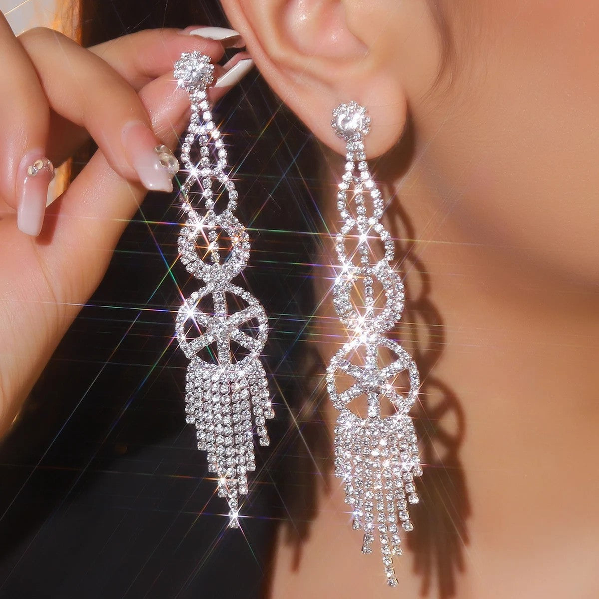 Luxury Rhinestone Crystal Triangle Earrings for Women Bridal Dangling Earrings