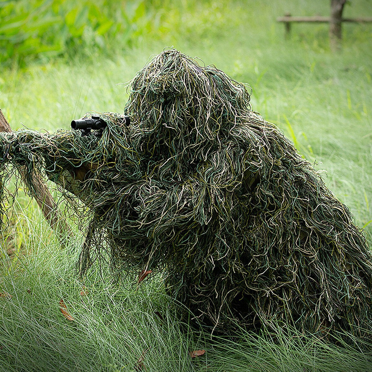 Woodland Ghillie Suit-Forest Sniper Camouflage Hunting Gear ( Bag Included)