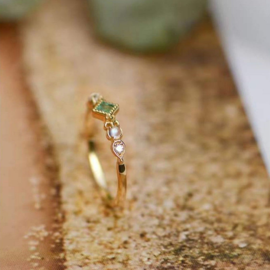 Moonstone Fashionable All-Match Thin-Frame Ring For Women