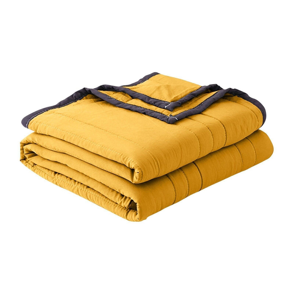 Soft Quilt Blanket for Night Sweats Lightweight Breathable Blanket Double Side