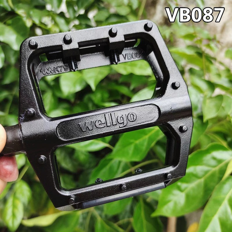 Wellgo B087U Flat Platform 9/16" Mountain Bike Pedals - Silver