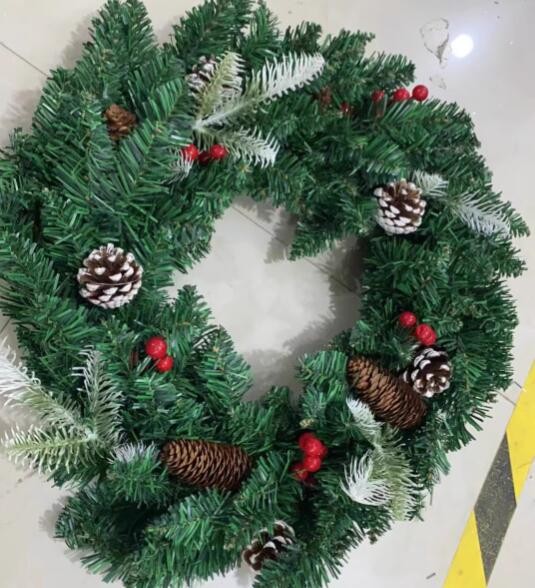 Luxury  Artificial Wreath Christmas Wreath For Front Door Garland
