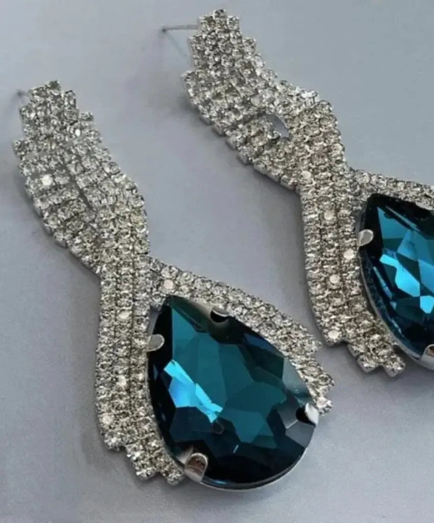 Luxury Rhinestone Crystal Triangle Earrings for Women Bridal Dangling Earrings