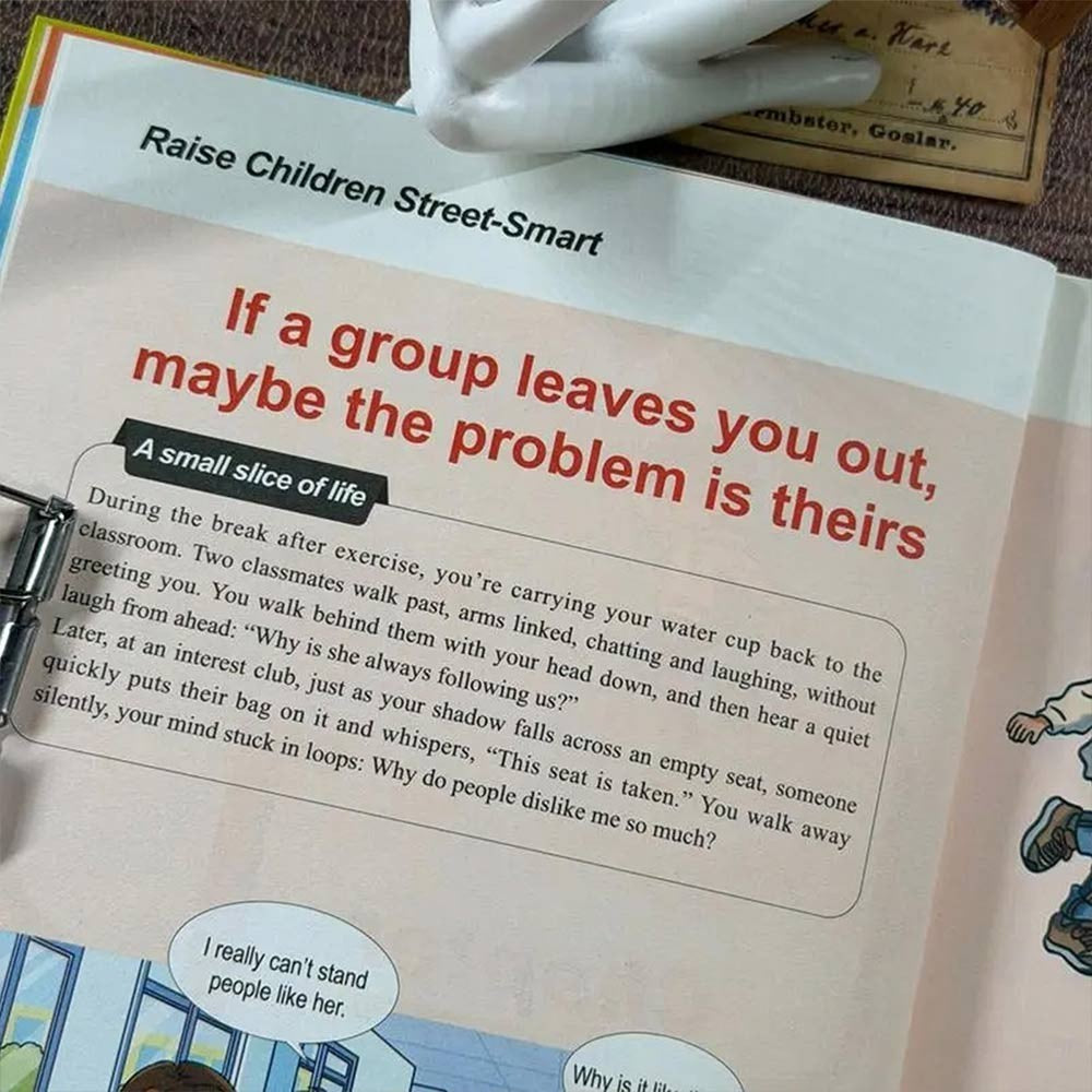 Raise Children Street-Smart Helping Kid Build Confidence Comic Edition