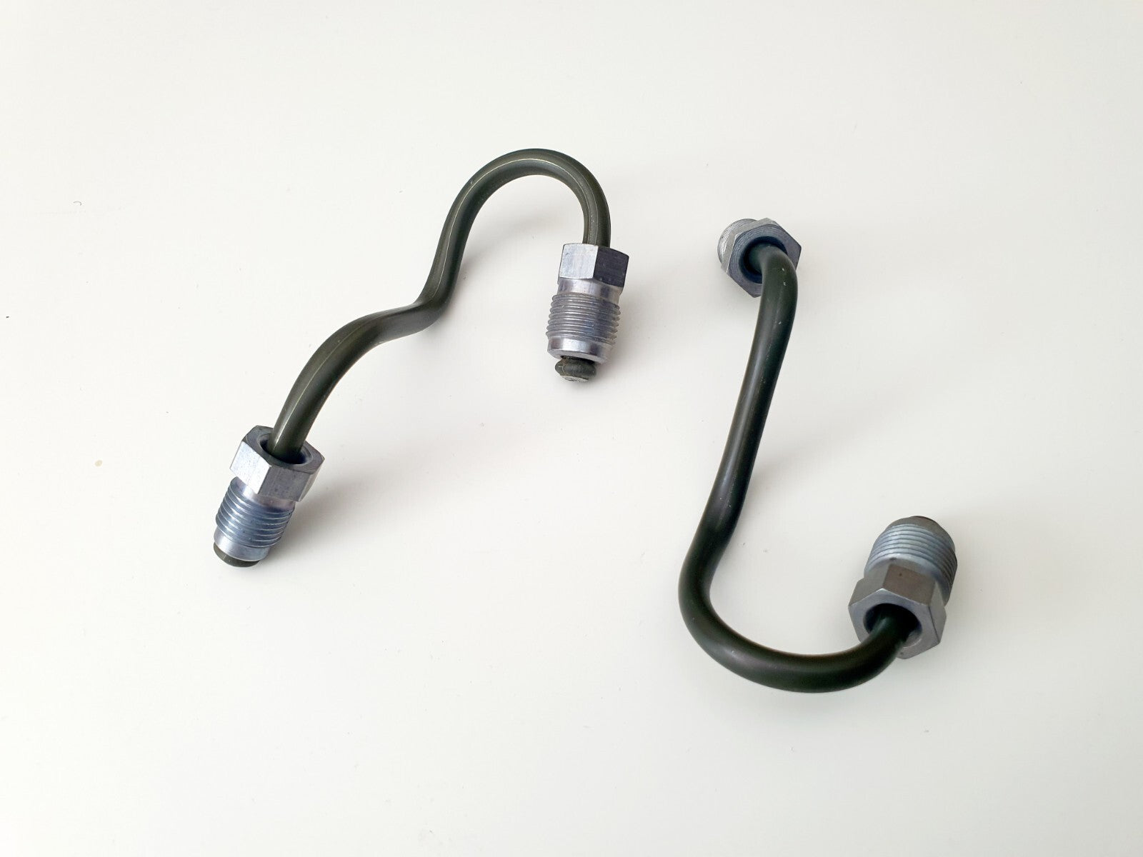 1 PAIR REAR BRAKE PIPES FOR VW GOLF 5&6 PASSAT SKODA SEAT AUDI A3 TRW CALIPER