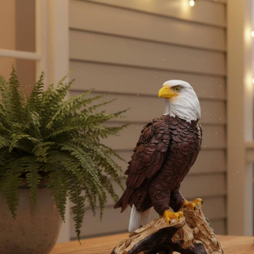 Eagle Sculpture Realistic Details Eagle Garden Ornament Weathered Look for Park