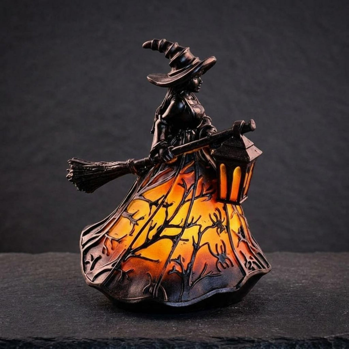 Halloween Witch Lamp USB Powered Resin Witch Lamp Warm Ambient Illuminate