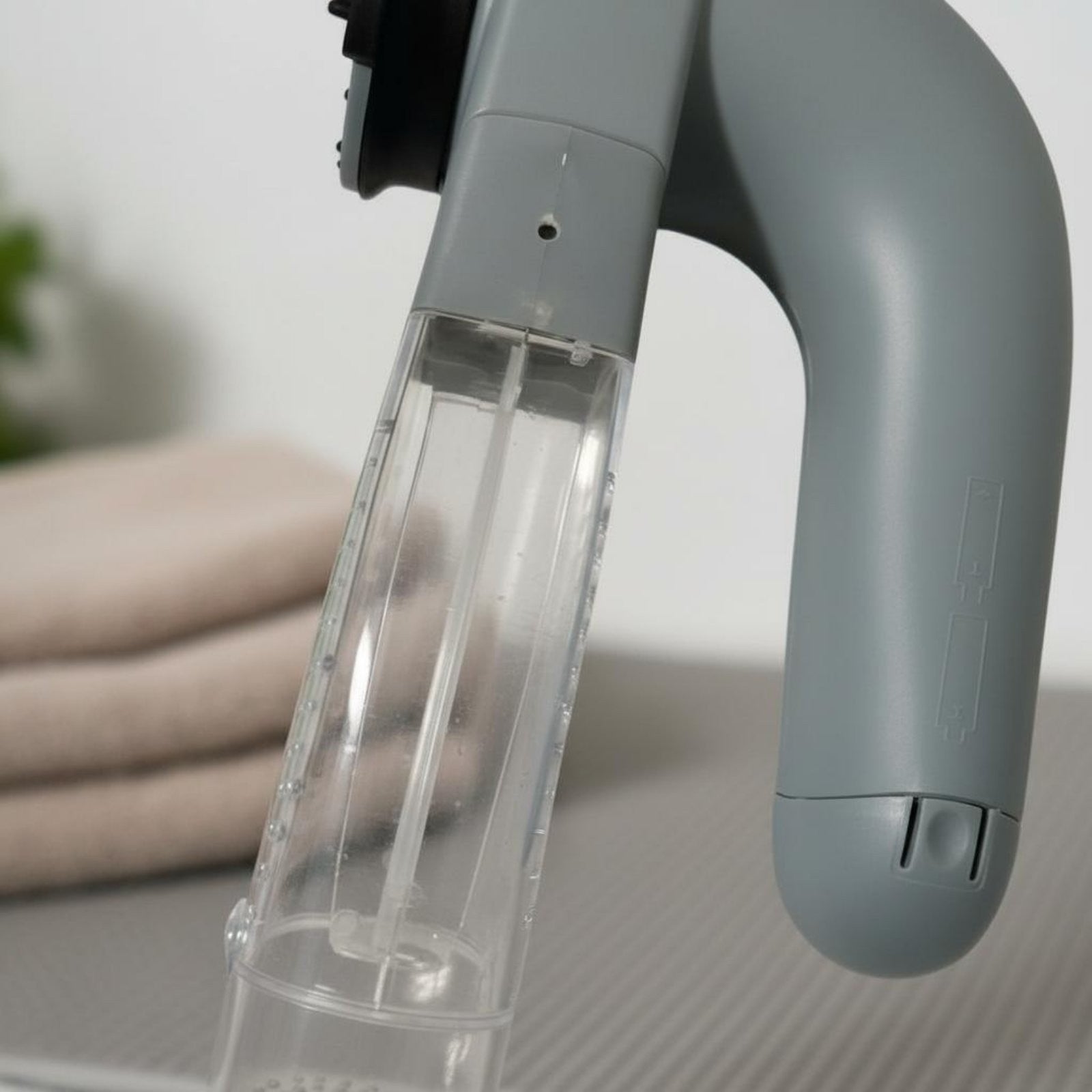 Pet Grooming Vacuum Easy to Clean Cordless Pet Grooming Vacuum Rechargeable