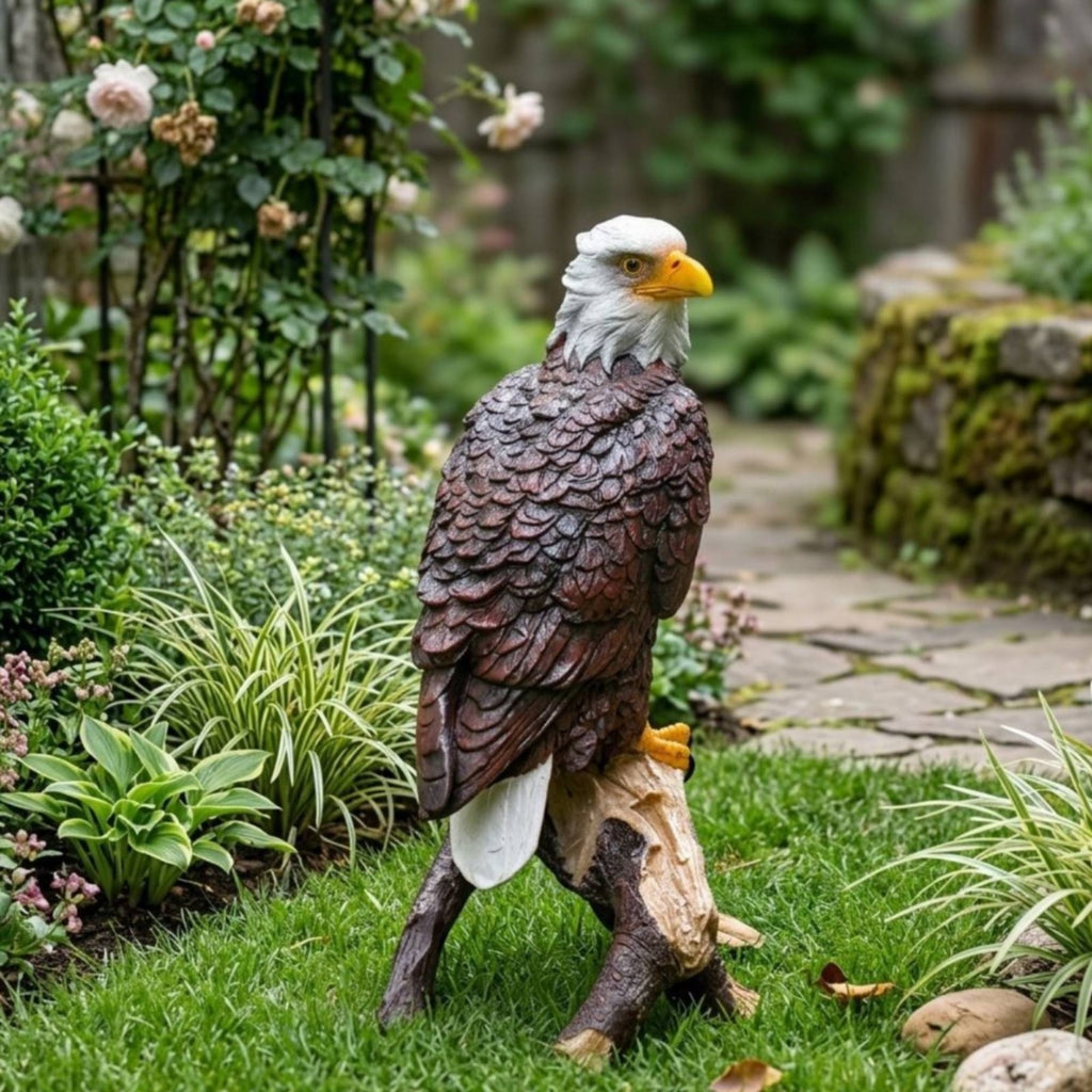 Eagle Sculpture Realistic Details Eagle Garden Ornament Weathered Look for Park