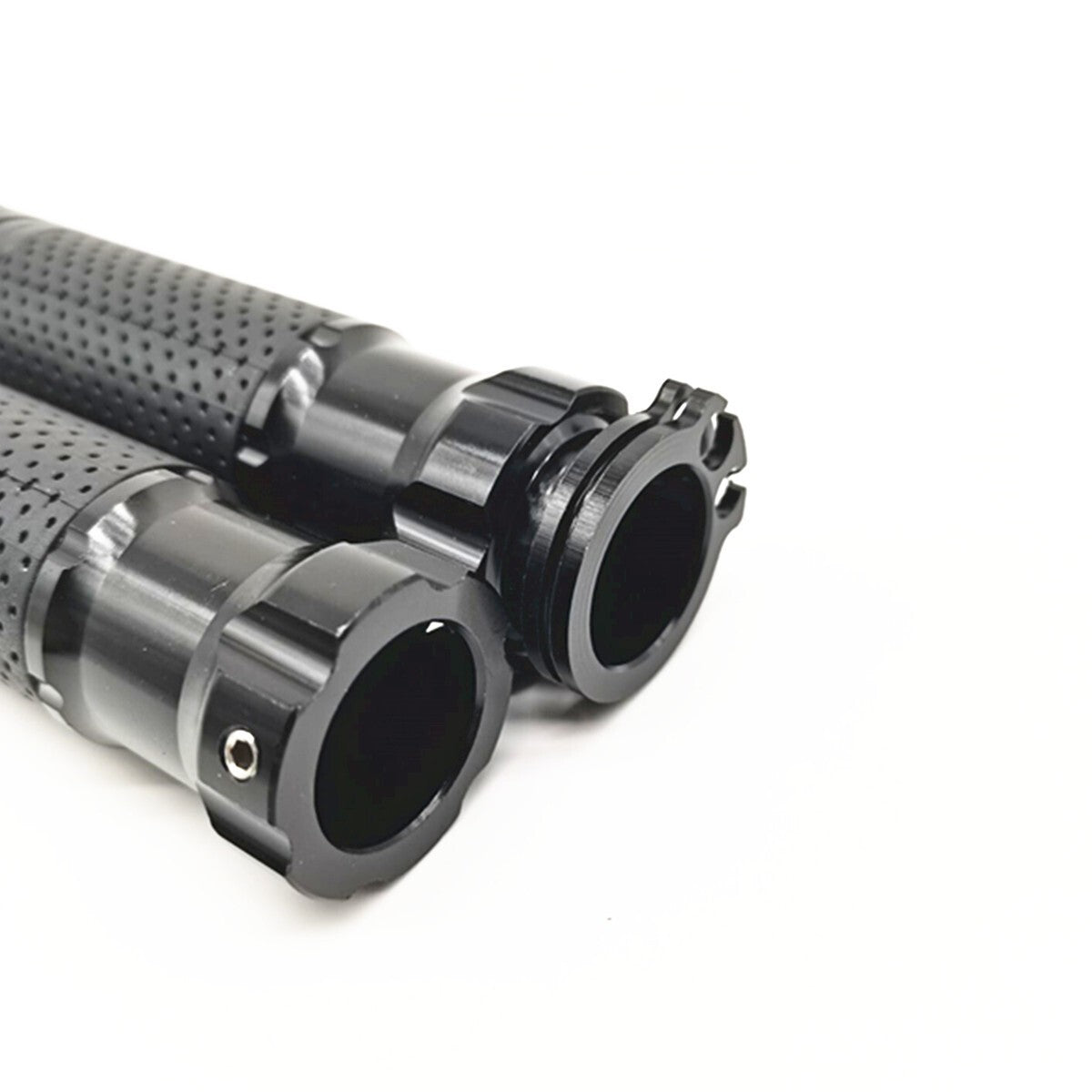 1 Pair CNC Throttle Twist Tube Hand Grip Motorcycle 7/8in 22mm Handlebar Parts