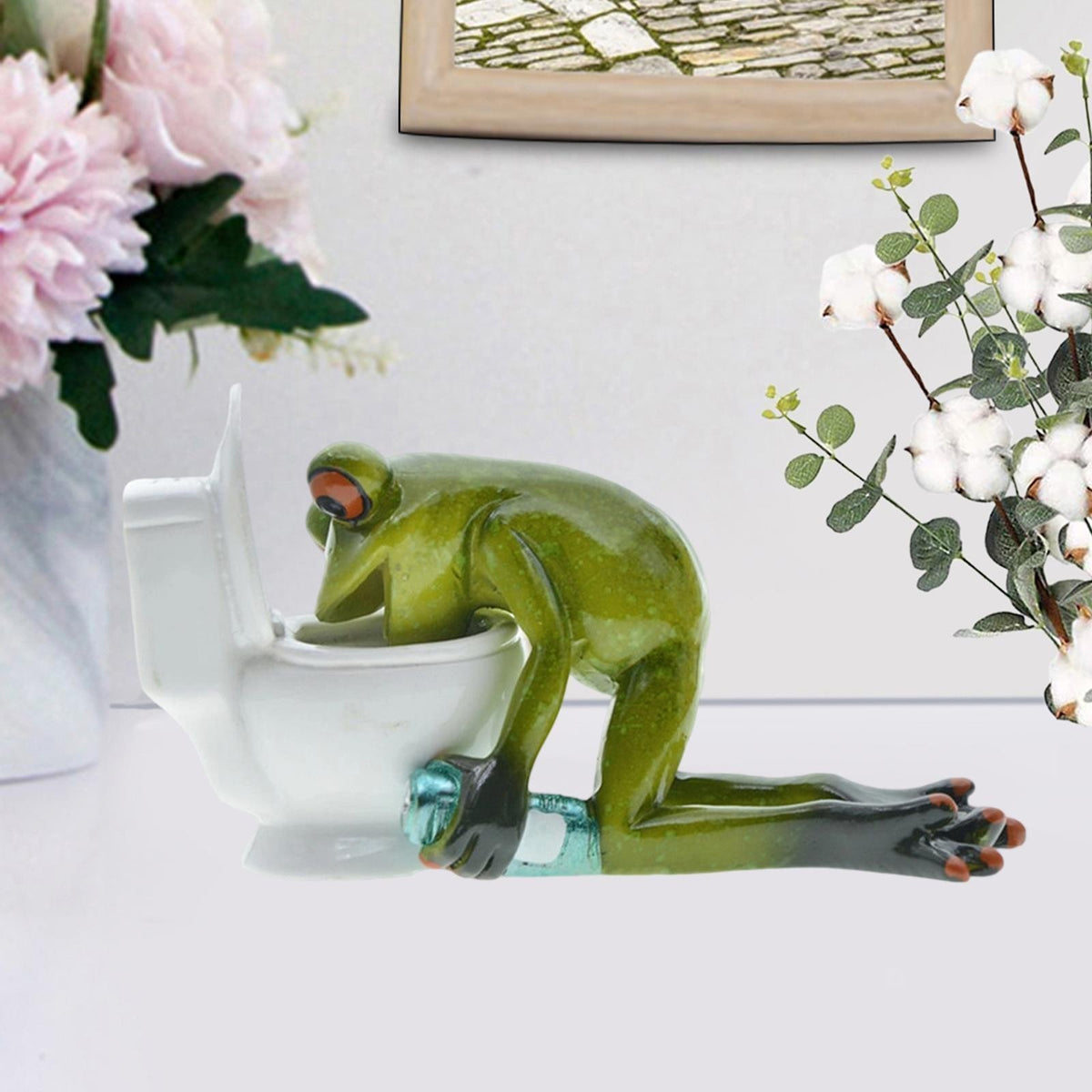 Frog Figurine Sculpture Gift Funny Resin Ornament Handmade Art Animal