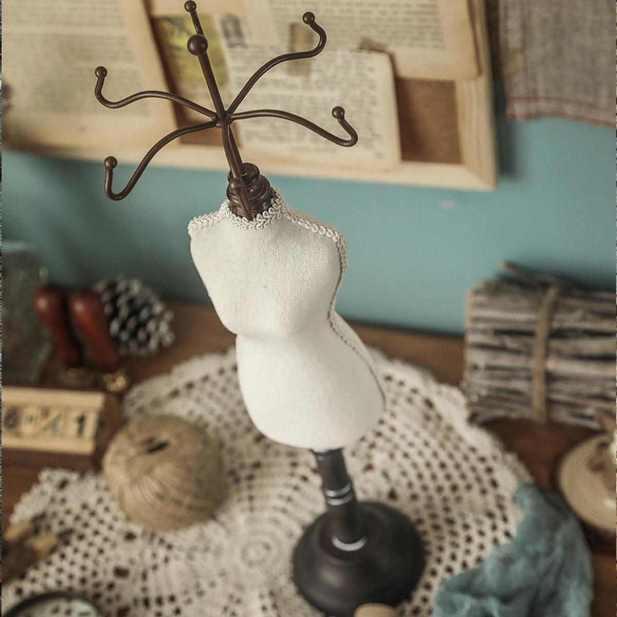 Antique Mannequin Jewelry Organizer Stand Storage Holder Display Decoration