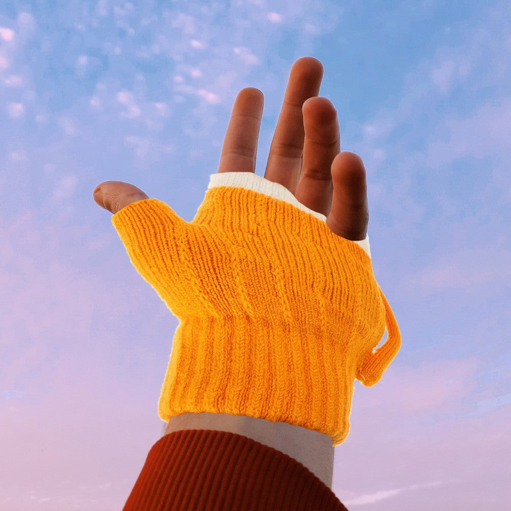 1 Pair of Portable Thermal Mitts Winter Warm Gloves Outdoor Heated Gloves