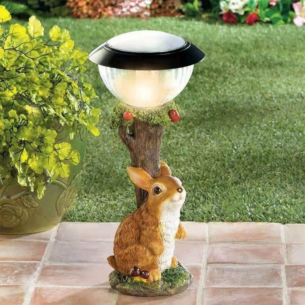 Squirrel Statue Ornament Solar Garden Animal Statue Animal Light Decor