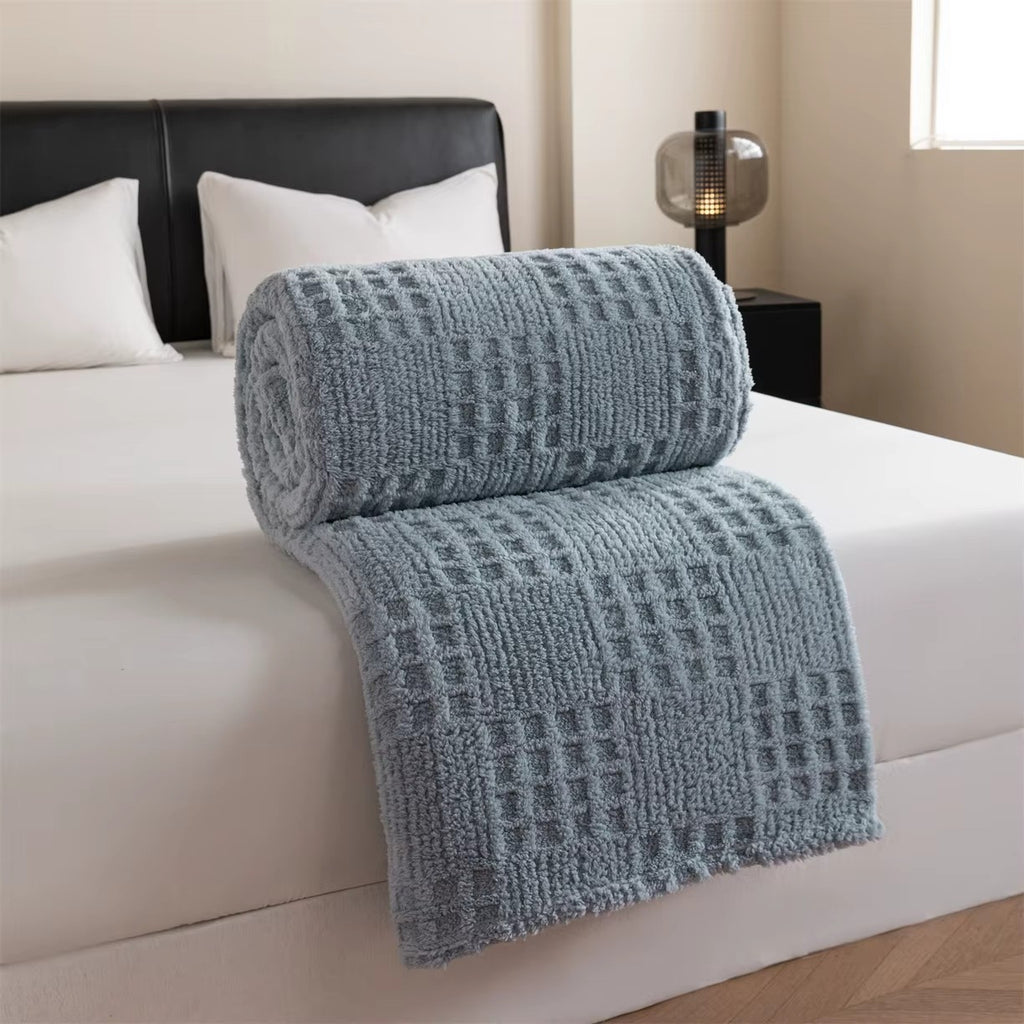 Waffle Knit Throw Blanket - Fluffy Lightweight Sofa / Bed