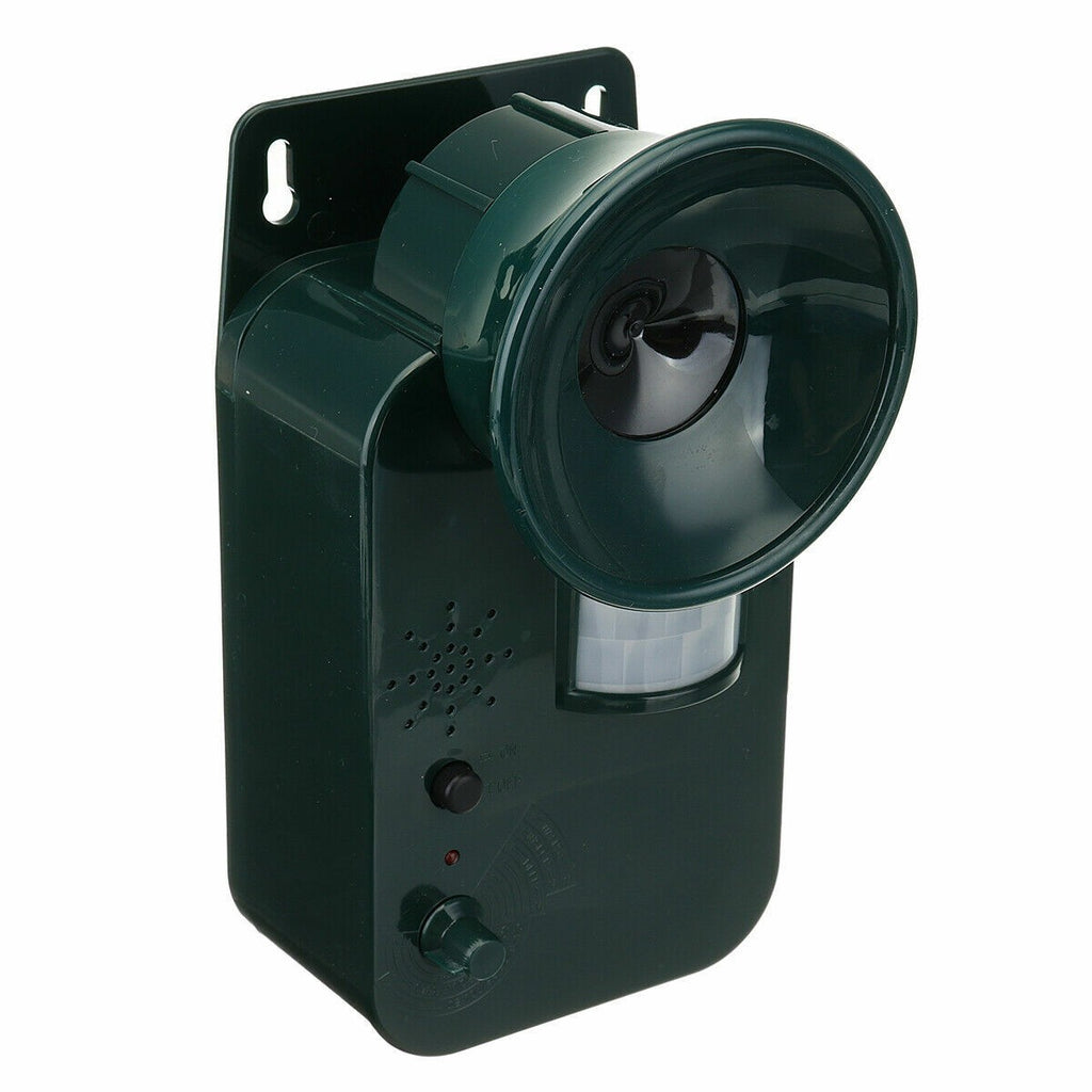 Garden Ultrasonic Cat Dog Mouse Battery Operated Pest Repeller Scarer Deterrent