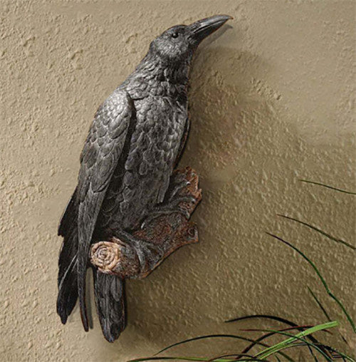 Gothic Raven Statue Crow Scavenger Bird Perching On Tree Stump  Figurine 7.8"H