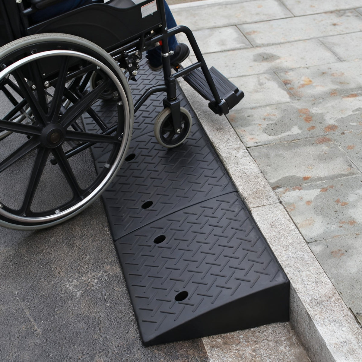 2PCS Durable Plastic Curb Ramps - Anti-Slip Access for Wheelchairs & Motorcycles