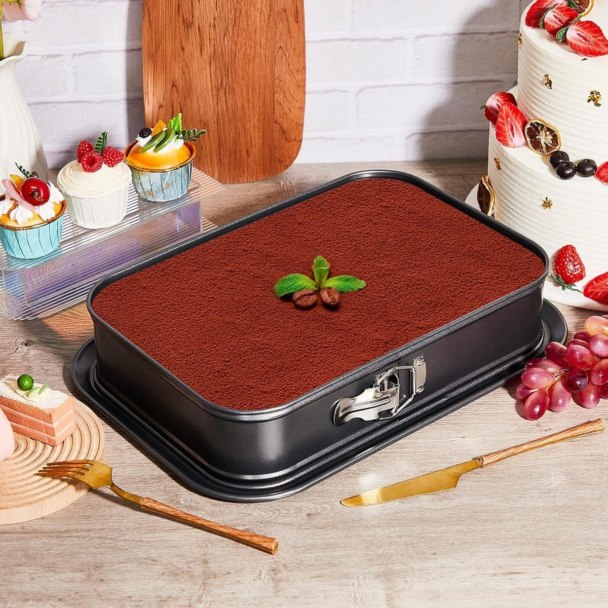 Cake Tin 39 x 28 cm Rectangular Non Stick Spring Form Baking Bake Tray Bakeware