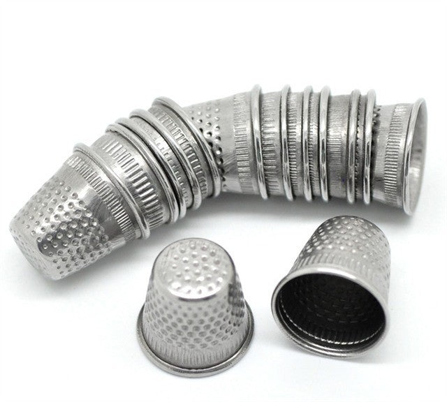 30x SILVER TONE Metal SEWING THIMBLES Set Closed Top Dressmakers Tailor Thimble