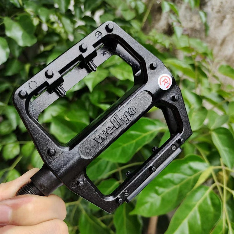 Wellgo B087U Flat Platform 9/16" Mountain Bike Pedals - Silver