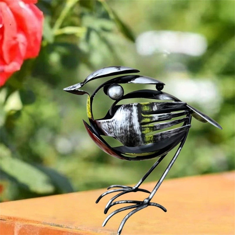 Robin Scrap Metal Art Sculpture Handcrafted Bird Statue Home Office Desk Decor