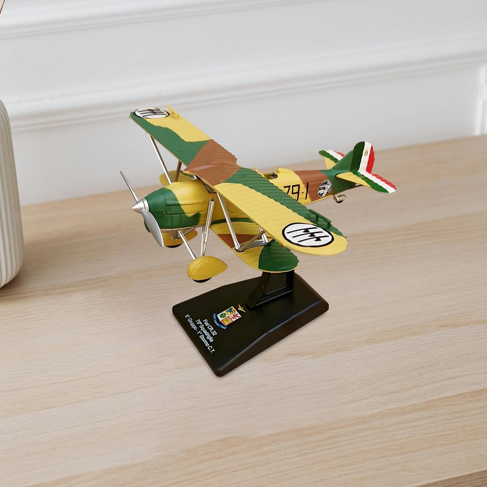 1/72 CR32 Fighter Model Pretend Play with Base for Livingroom Shelf Home