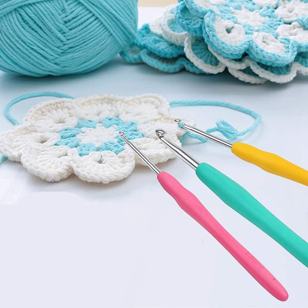 9Pcs Aluminium Crochet Hooks Set Soft Grip Handles Knitting Needles Multi Color