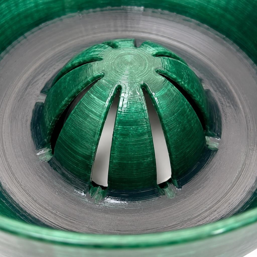 Self Spinning Berry Washing Bowl Automatic Swirl Fruit Colander with Drain Hole