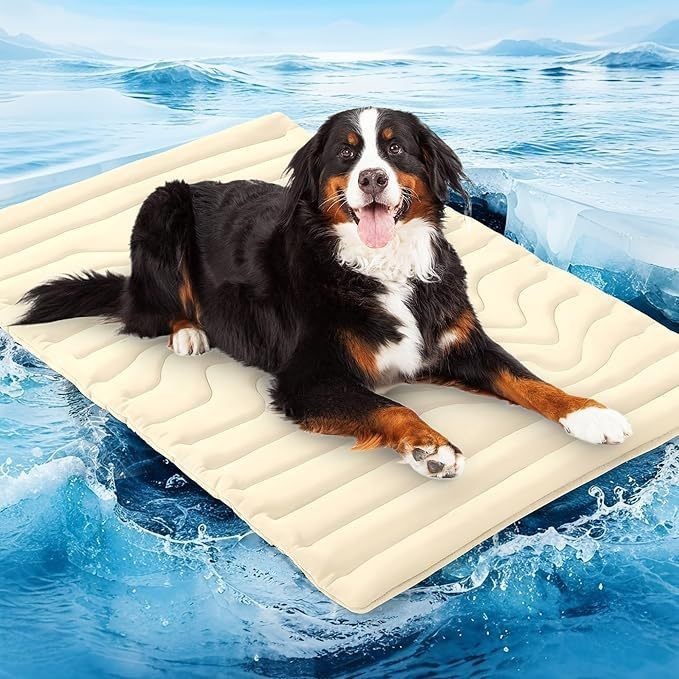 *Dog Cooling Mat, Cool-Touch Ice Silk Pet Cooling Pad for Dogs and Cats.*